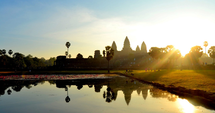 Private Angkor Wat and Temples Tours till Sunset