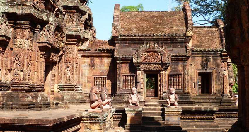 Roluos - Kbal Spean and Banteay Srei tour 1Day